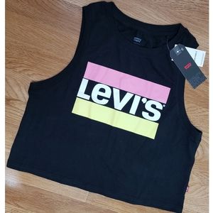 Levi's black 🖤 crop top.